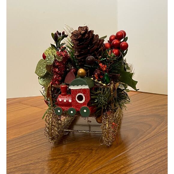Handmade Mini Holiday Sleighs Centerpiece Decoration - Picture 2 of 6